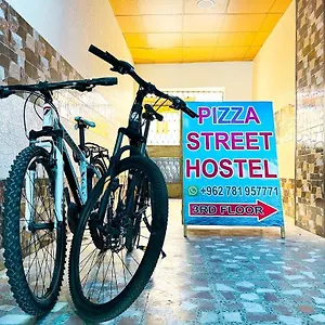  Hostel Pizza Street